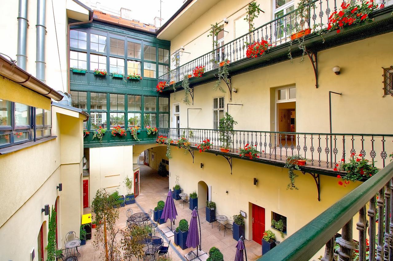 At The Three Princes Brno Exterior foto